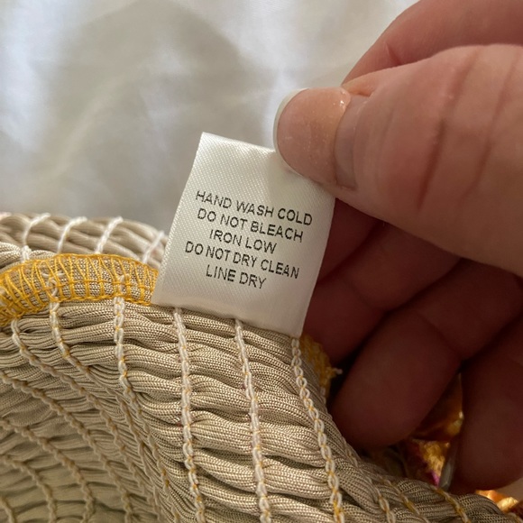 Crop tank top it beautiful - Picture 3 of 6